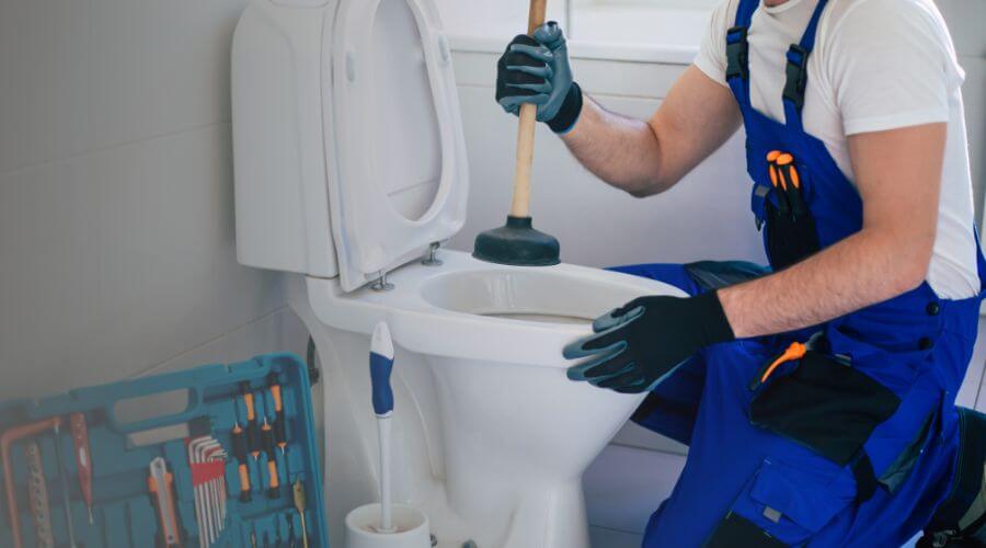 Professional bathroom faucet installation in Calvert, TX